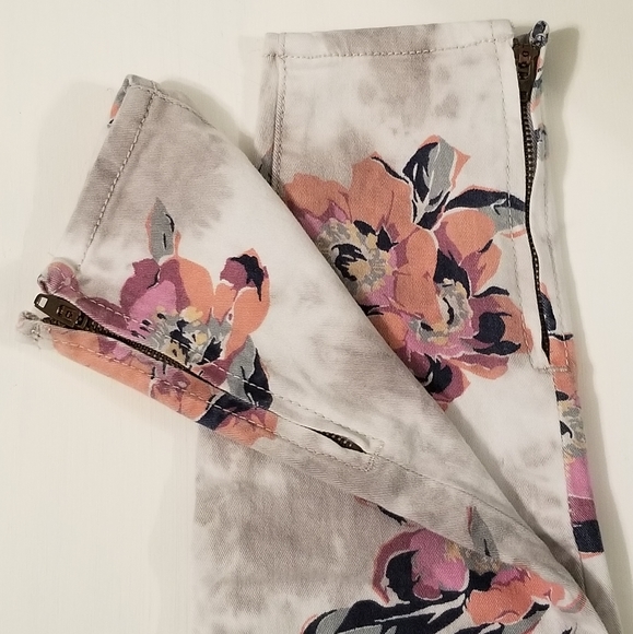 American Eagle Floral Print Stretch Jegging - Picture 4 of 8